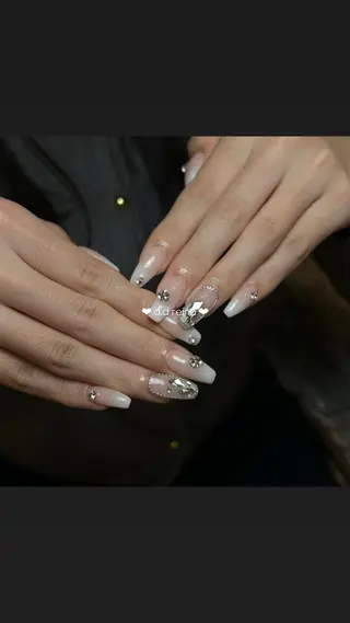 ネイル D.d Reinaのネイルデザイン