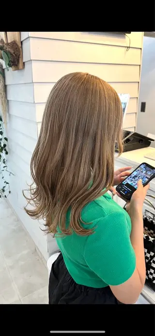 ミディアム カラー ブリーチ有無Wカラー メンズパーマ大成のヘアスタイル