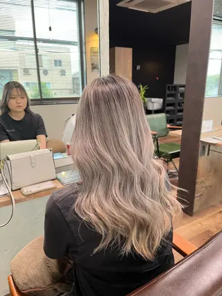 ミディアム 山﨑 大二郎のヘアスタイル