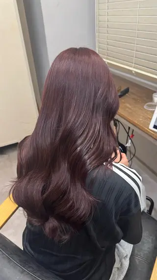 ロング shio ハイトーン 💗【福岡天神】のヘアスタイル