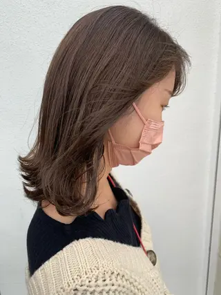 ミディアム 甲斐 もあのヘアスタイル