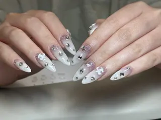 ネイル Eveネイル チップスカルプ専門店のネイルデザイン