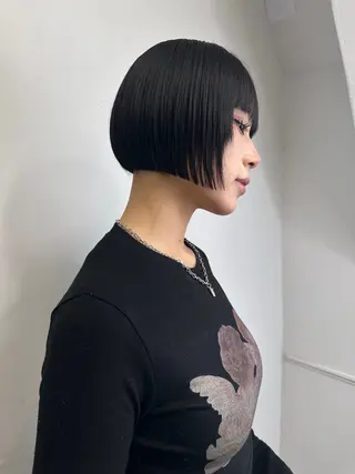 ショート カラー 縮毛矯正×ボブ職人 【圧倒的朝楽ボブ】のヘアスタイル