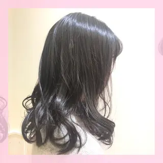 セミロング カラー 🍒前川 🍒のヘアスタイル
