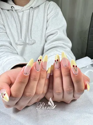 ロング Rin Nail 新大久保店のネイルデザイン