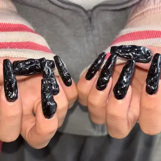 ネイル 🪐富島彩夏 /海外nail🪐のネイルデザイン