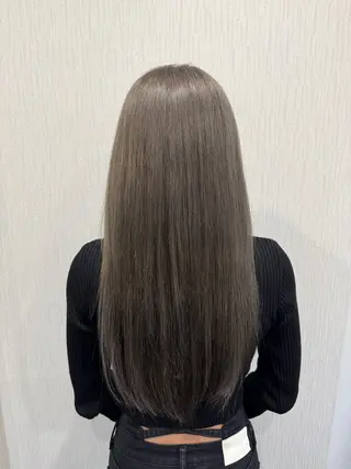 カラー RYOTARO /フロレゾンのヘアスタイル