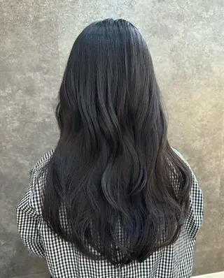 ロング 峯 琴奈のヘアスタイル