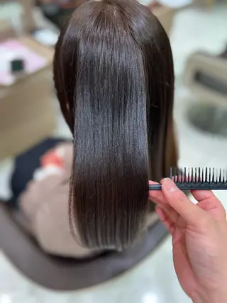 ロング 指原 仁のヘアスタイル