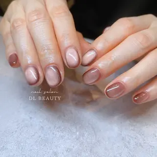 ネイル .. momoko🕊のネイルデザイン