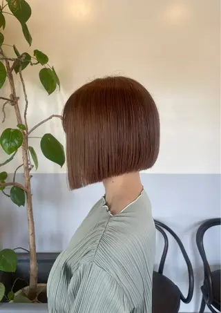 ミディアム 小久保 里紗のヘアスタイル