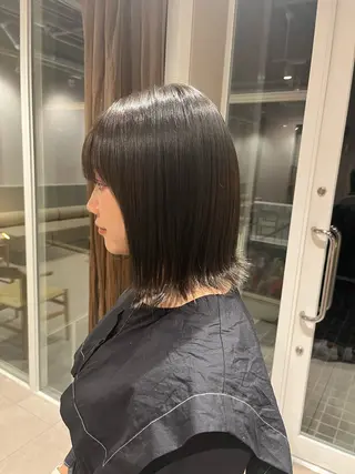 ミディアム 渡邊 百咲のヘアスタイル