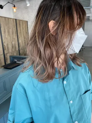 セミロング カラー KOOKI スティードトーキョーのヘアスタイル