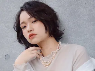 ミディアム カラー クスノキ ヤスタカのヘアスタイル