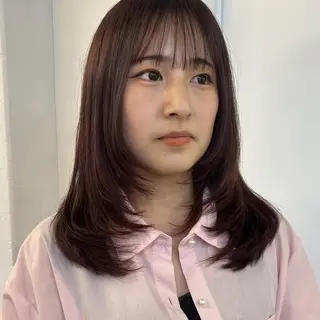 セミロング AKIHO 暖色カラーのヘアスタイル