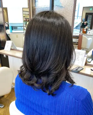 セミロング 艶感🫧透明感カラー YUKARIのヘアスタイル