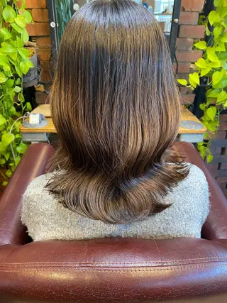 ミディアム auRa  【大宮】 上形 龍也のヘアスタイル