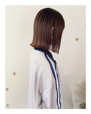 ミディアム 市川 千夏のヘアスタイル
