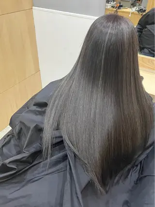 ロング miloc naha ナナカのヘアスタイル