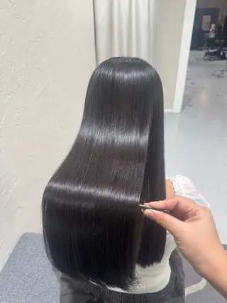 ロング 池戸 梨衣のヘアスタイル