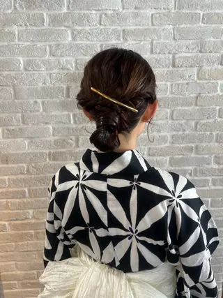 ロング ヘアアレンジ Topstylist YUKIのヘアスタイル
