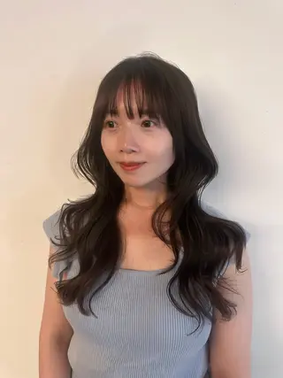 セミロング 中嶋蓮 透明感カラー韓国ヘアのヘアスタイル