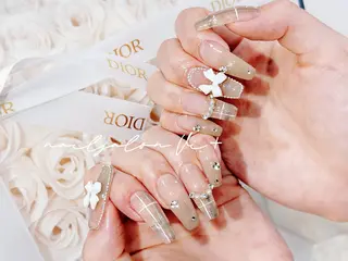 ネイル ✨Nailsalon Vi+✨のネイルデザイン