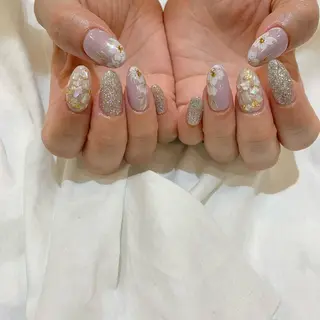 ネイル 藤原 胡桃のネイルデザイン