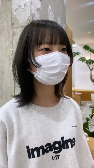 ミディアム カラー KVELL ユナのヘアスタイル