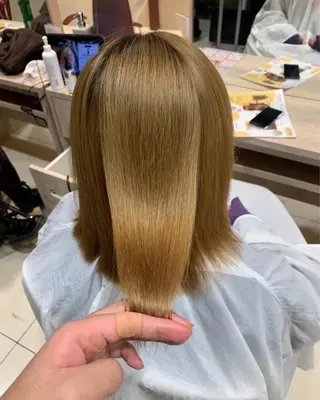 ミディアム 工藤 勇樹のヘアスタイル