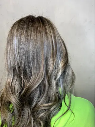 ロング カラー 江畑 匠 新宿三丁目 徒歩30秒⭐️のヘアスタイル