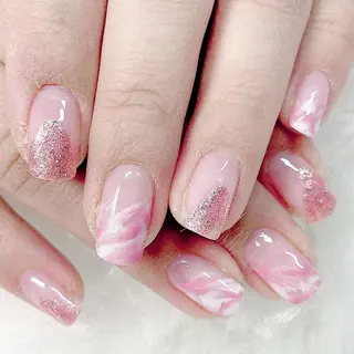 ネイル 伊藤 アップネイルのネイルデザイン