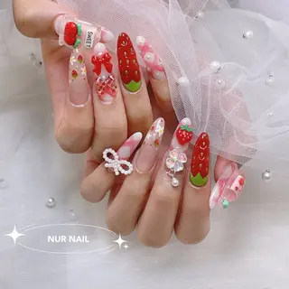 ネイル 🫧NUR NAIL✨のネイルデザイン