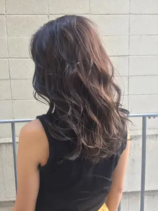 セミロング カラー YUSUKE レイヤーカットカラーのヘアスタイル