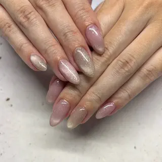 ネイル 坂木 桃子 / ネイルのネイルデザイン