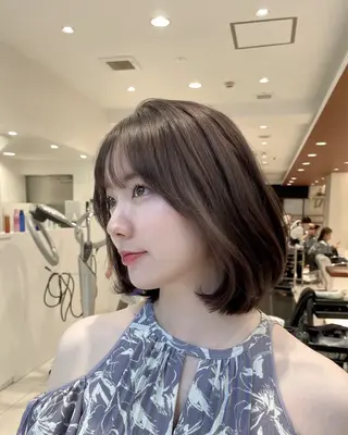 ミディアム カラー BiBi 武田 あやのヘアスタイル