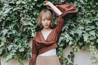 ショート カラー トップ スタイリストのヘアスタイル