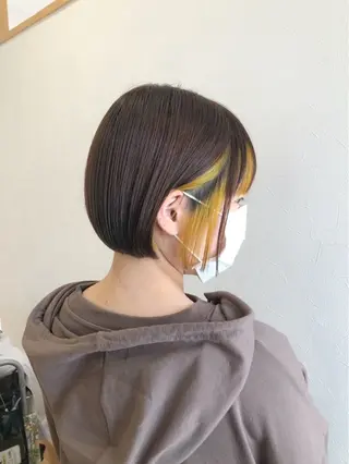 ショート カラー 高橋 優実のヘアスタイル