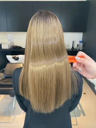 ロング カラー 西田 雪乃のヘアスタイル