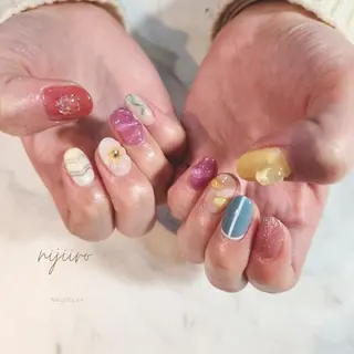 ネイル nailatelier nijiiro.所属・nijiiro🌈 サトウのネイルデザイン