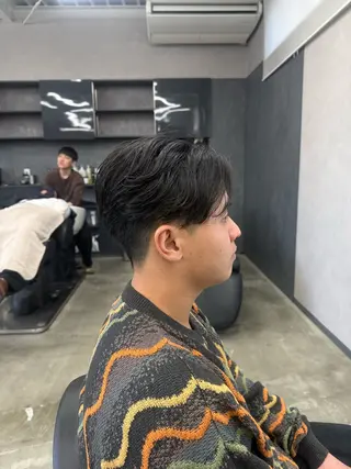 ミディアム 野上 晃生のヘアスタイル