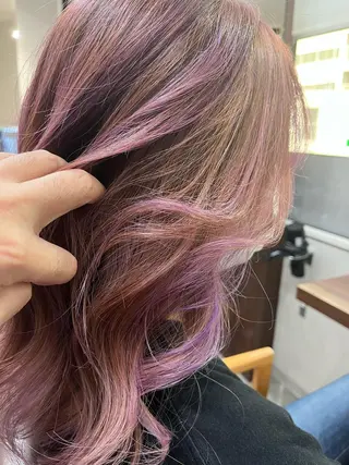 ロング カラー 長内 大明のヘアスタイル
