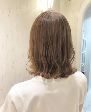 ミディアム カラー うたな .のヘアスタイル