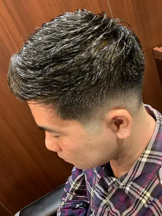 ショート メンズ 羽木 隆徒のヘアスタイル