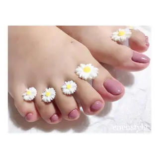 ショート ネイル 👑enen style👑のネイルデザイン