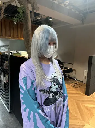 ロング カラー レイヤーブリーチ特化 ホワイト専門/岸のヘアスタイル