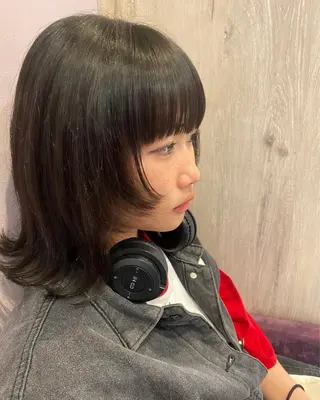 セミロング ヘアアレンジ 似合わせレイヤー/ Wカラー🧸こころのヘアスタイル