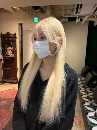 カラー アイブロウ&マツパ カラーモデルまなみの眉毛・アイブロウイメージ