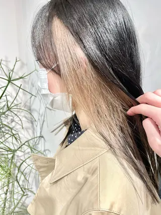 ロング カラー ハイトーン×レイヤー ／遠藤将太のヘアスタイル