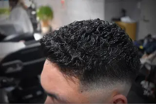 ショート パーマ ヘアアレンジ メンズ Bar Ber HouseLavie所属・中西 将斗のヘアスタイル